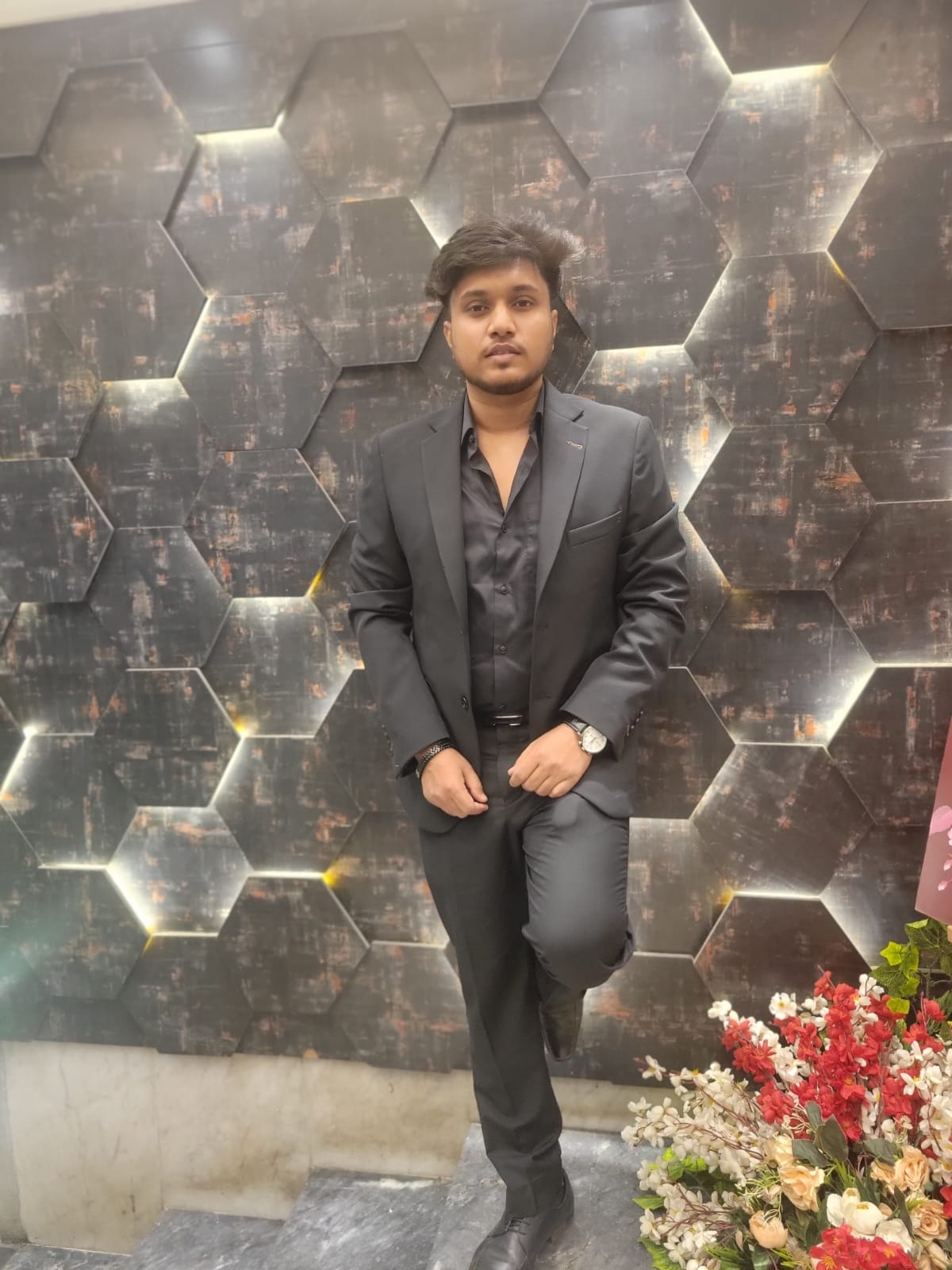 small hero